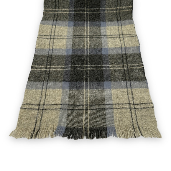 Vintage Saks Fifth Avenue Womens Scarf 100% Wool Gray Plaid Scotland Rectangle - Picture 1 of 5